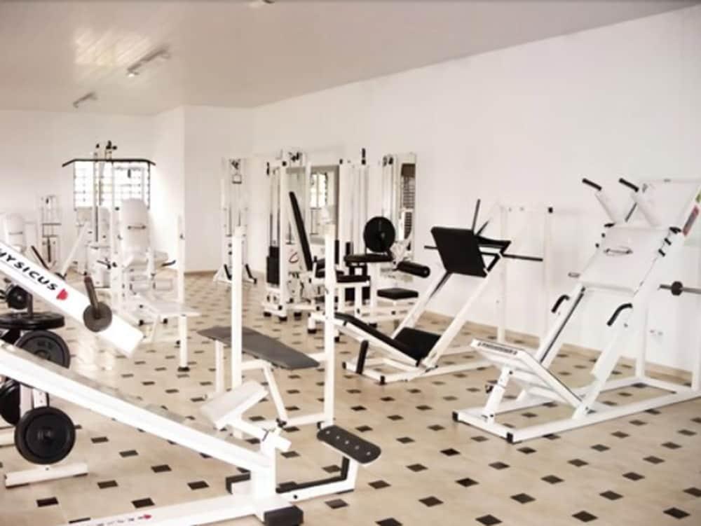 לונדרינה Hotel Londri Star מראה חיצוני תמונה