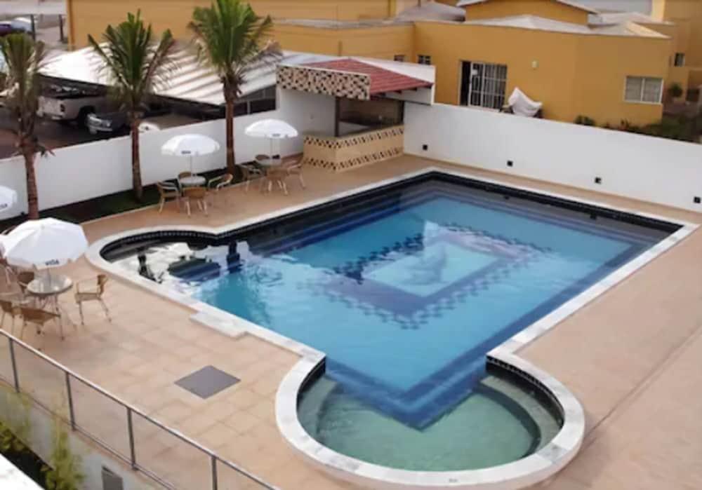 לונדרינה Hotel Londri Star מראה חיצוני תמונה